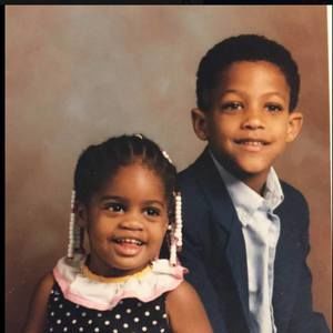 Meet your Posher, Sidney